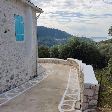 Stathis Guesthouse Fternon المظهر الخارجي الصورة