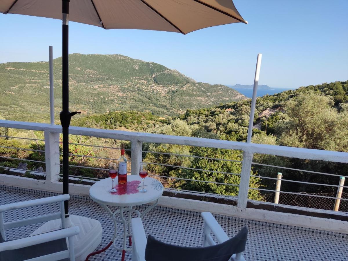 Stathis Guesthouse Fternon المظهر الخارجي الصورة
