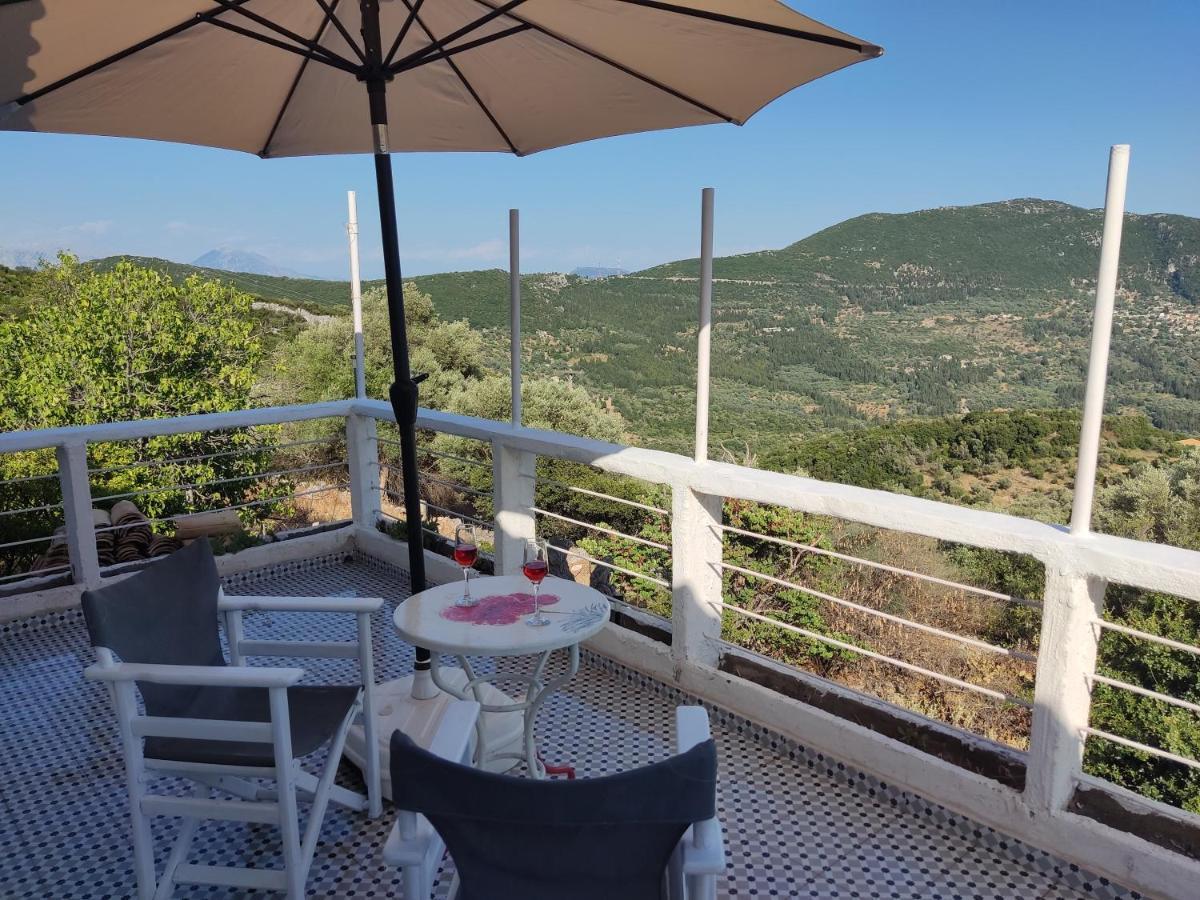Stathis Guesthouse Fternon المظهر الخارجي الصورة