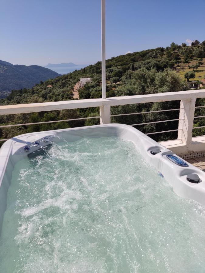 Stathis Guesthouse Fternon المظهر الخارجي الصورة