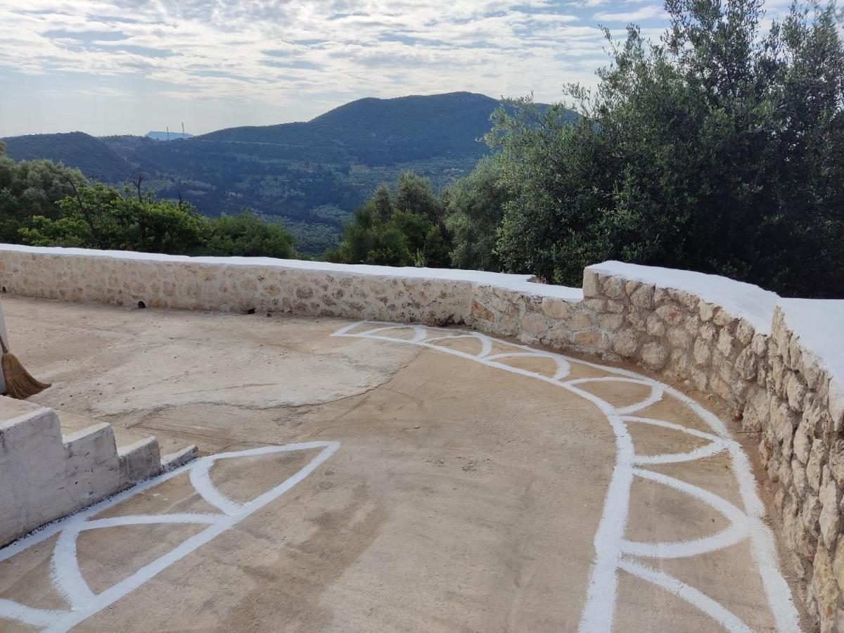 Stathis Guesthouse Fternon المظهر الخارجي الصورة